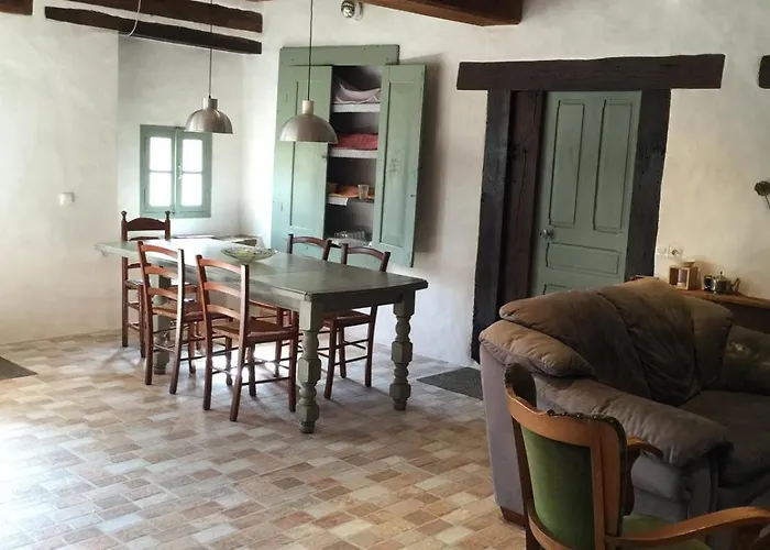 Les Bouis Holiday home Saint-Hilaire (Puy-de-Dome)